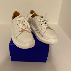 White platform sneakers